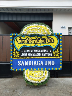 Papan Bunga Duka di Kradenan